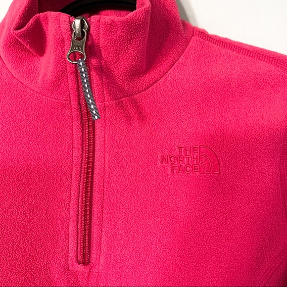 Nwot • The North Face • Fleece 1/4 Zip Sweater - Picture 3 of 6
